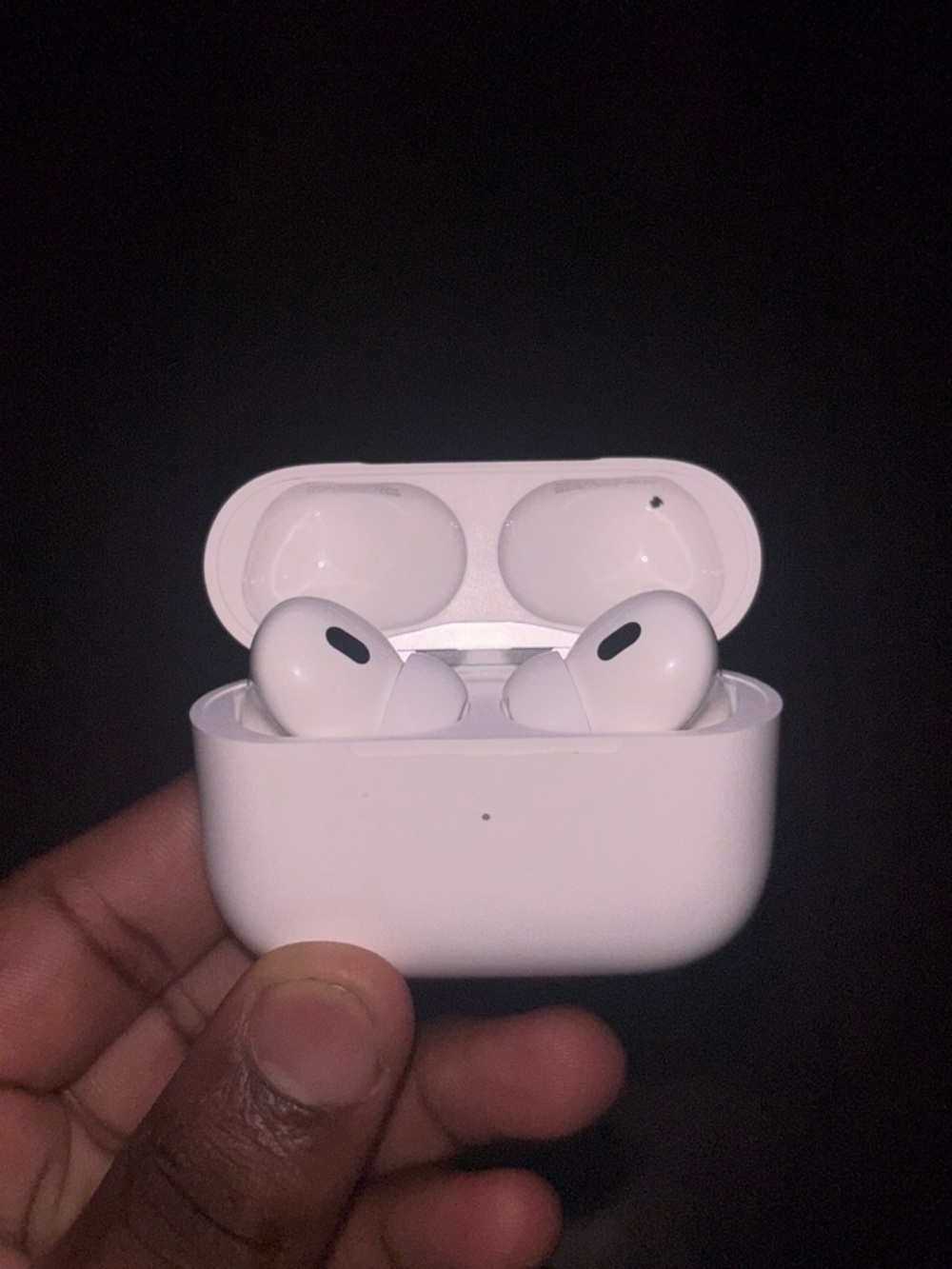 Apple White True Wireless Earbuds with Charging Case